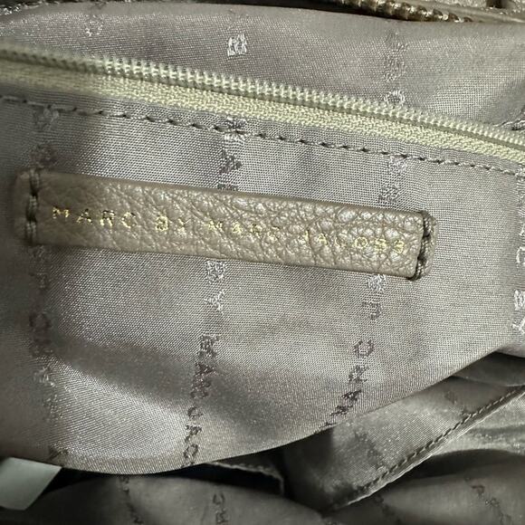 Excellent Marc by Marc Jacobs Preppy Nylon Natasha Cross Body Bag - Picture 6 of 7